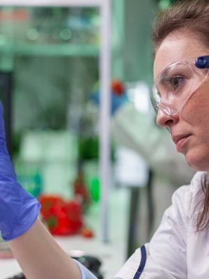 Aplicación de las Medidas de Seguridad y Medio Ambiente en el Laboratorio.