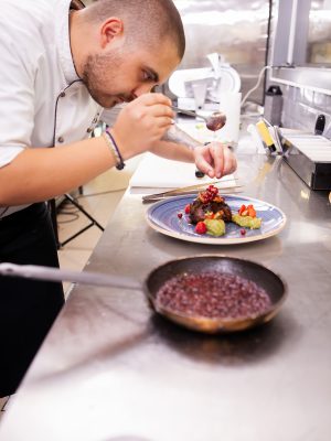 MODIFICACIONES EN PLATOS GASTRONOMICOS EN CUANTO A LAS TECNICAS Y PROCEDIMIENTOS