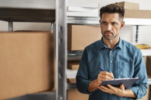Técnico Profesional en Operaciones de Almacenaje y Gestión Logística en la Empresa
