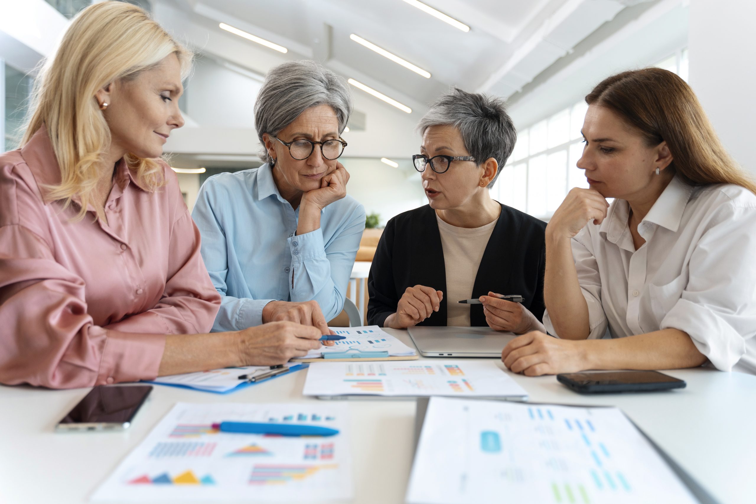 ANÁLISIS ECONÓMICO-EMPRESARIAL. LAS COOPERATIVAS DE TRABAJO