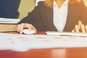 DERECHOS DE AUTOR Y GESTIÓN BÁSICA EMPRESARIAL